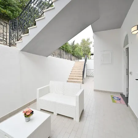 Casa Lulu - Centro Apartment Ischia
